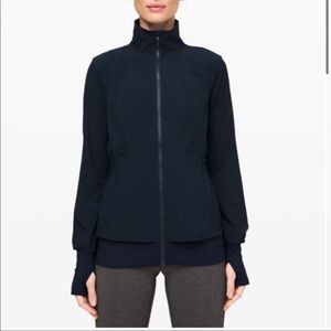 Lululemon Sights Seen Jacket in Navy Blue. Size 4. Lightly worn.